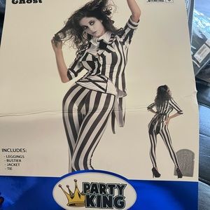 Graveyard ghost (Beetlejuice) costume